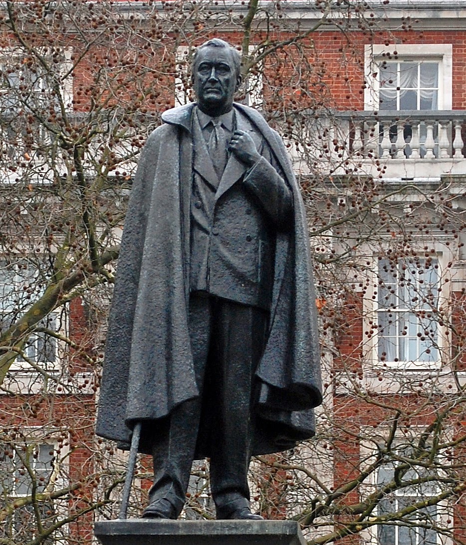 FDR statue in Grosvenor Square in London